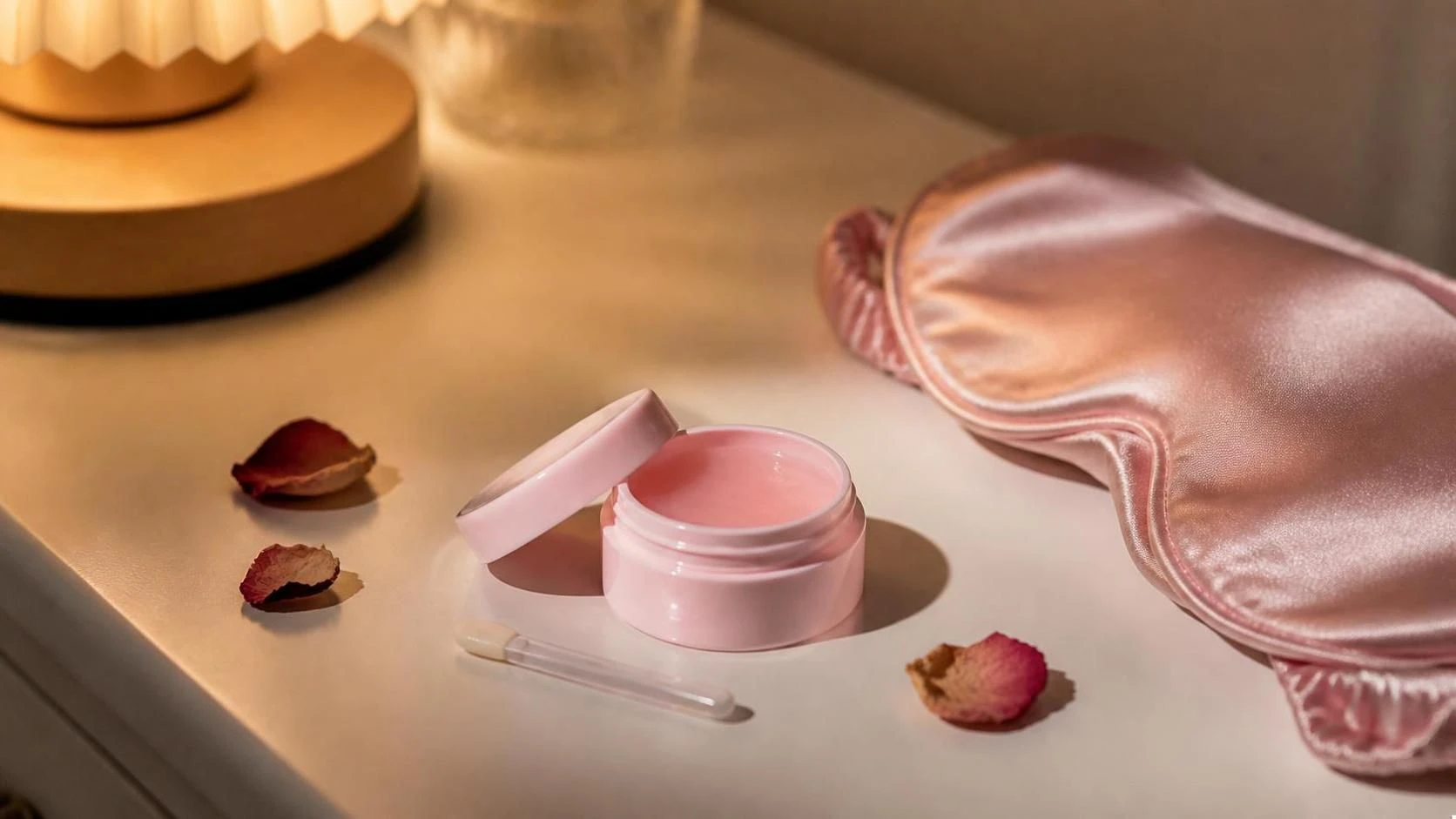 Laneige Lip Mask Review (2026): Is It Worth It? We Checked 16 Lip Balms’ Ingredients
